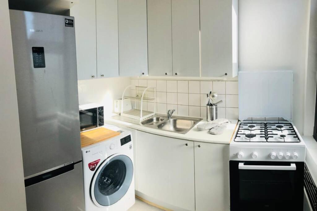 Brussels By Foot! Authenticity & Luxury Nearby Apartment Ngoại thất bức ảnh